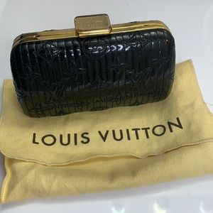 Authentic Louis Vuitton Motard Minaudière